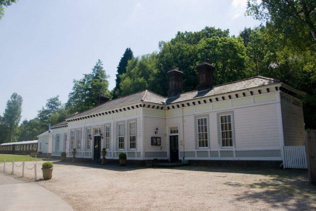 Bed and Breakfast The Old Railway Station Petworth Exterior foto